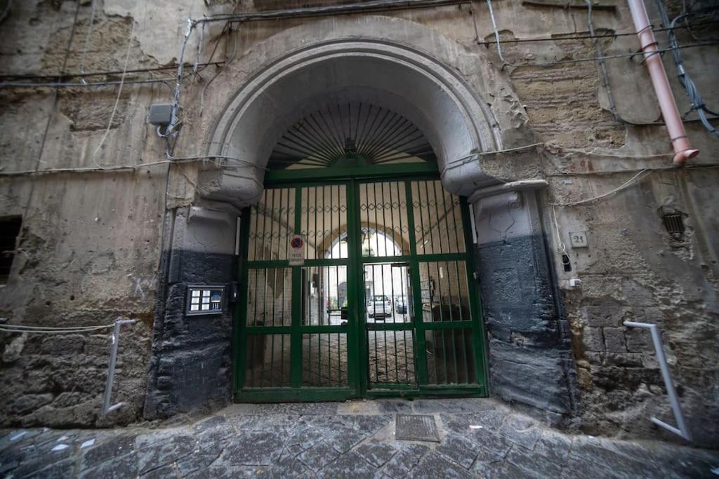 Home Nonna Sabina - Centro Storico Napoli Eksteriør billede